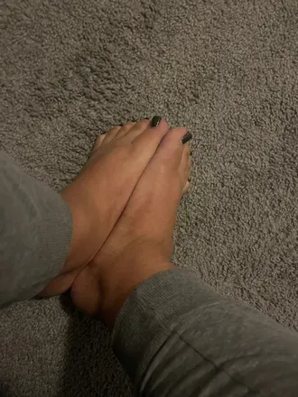 OnlyFans cuenta nettesfeet header 2