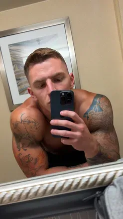 OnlyFans cuenta pierce1c avatar 1