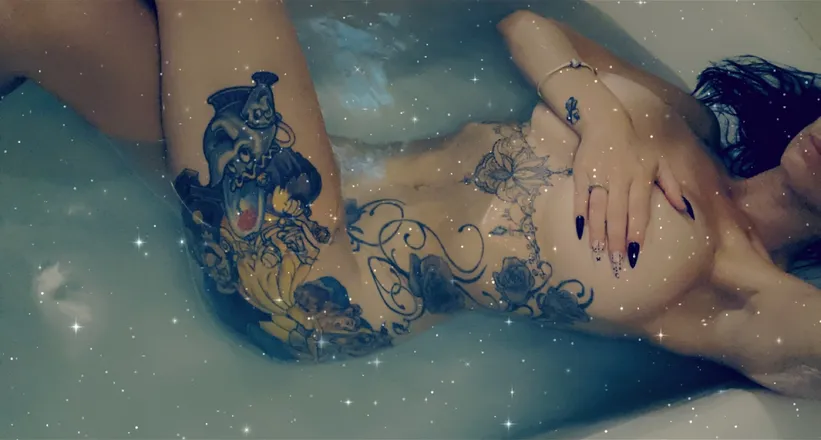 OnlyFans account  platinumgirl25 header 2