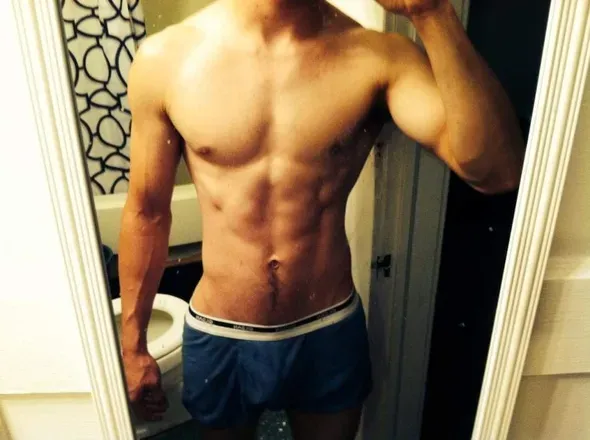 OnlyFans cuenta roger82828 avatar 1