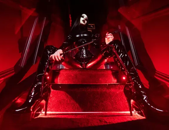 OnlyFans cuenta lilithvampyre header 2