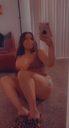 OnlyFans cuenta lil_latina24 avatar 1