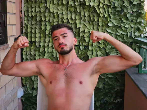 OnlyFans account  masterfzz avatar 1