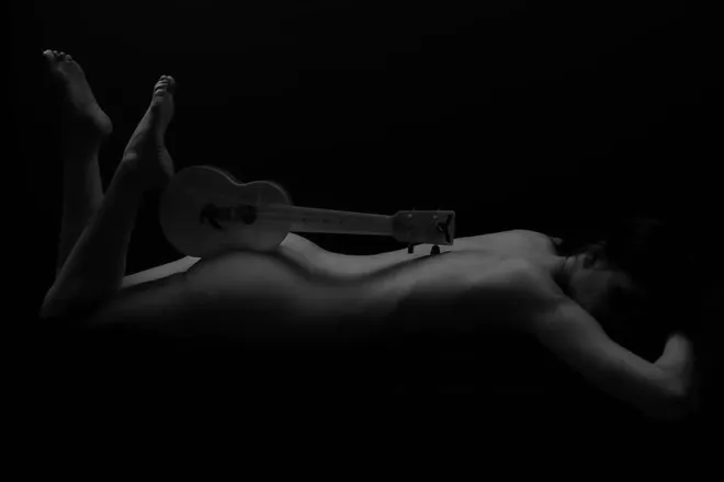 OnlyFans cuenta amberbariaktari header 2