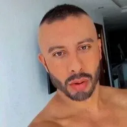 OnlyFans cuenta zuriel82025409 avatar 1