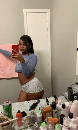 OnlyFans cuenta prettycarman1 avatar 1