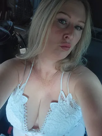 OnlyFans cuenta sassypnw header 2
