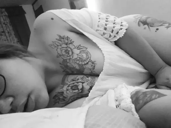 OnlyFans cuenta miss.pineapple header 2