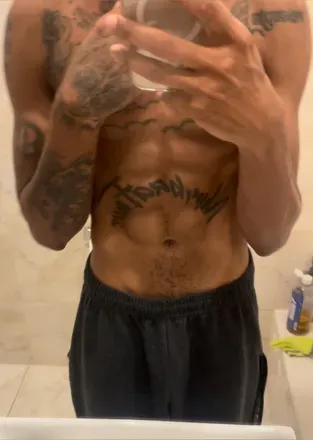 OnlyFans cuenta playboyfour444 header 2