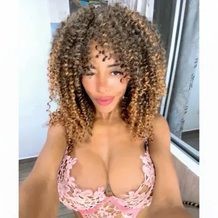 OnlyFans account  sophye_vip avatar 1