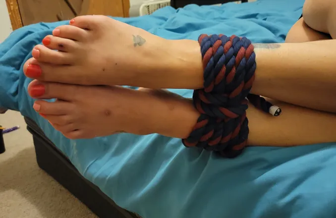 OnlyFans cuenta royalfootgoddess2 header 2