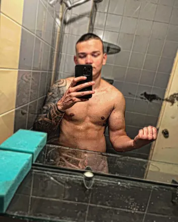 OnlyFans cuenta u245172963 header 2