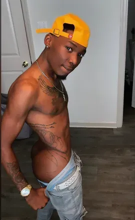 OnlyFans cuenta itsluhlevi avatar 1