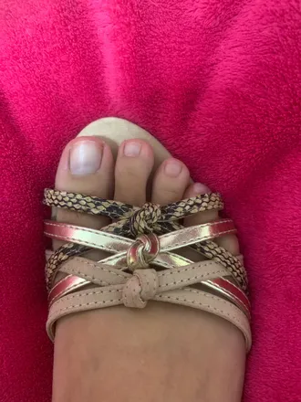 OnlyFans cuenta asmrcloefeetpiesfetish header 2