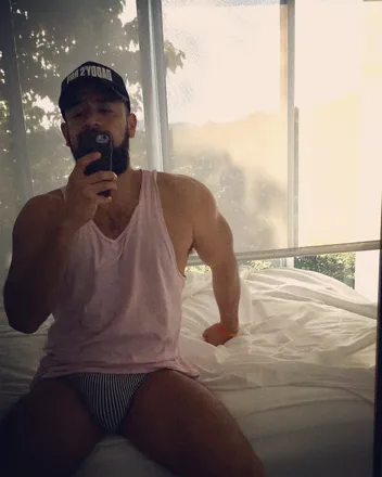 OnlyFans cuenta kenninstabear header 2