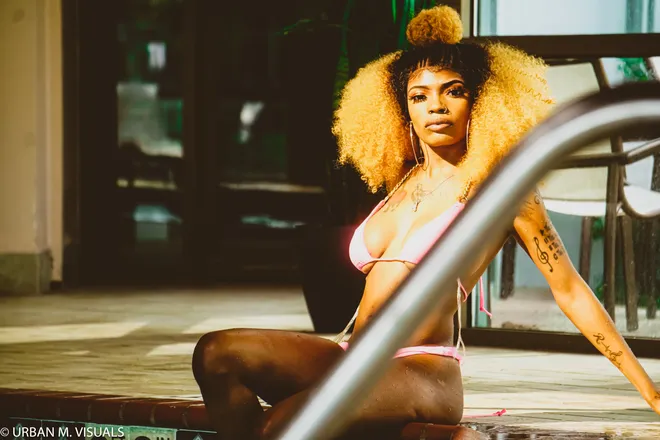 OnlyFans account  slimmdolll header 2