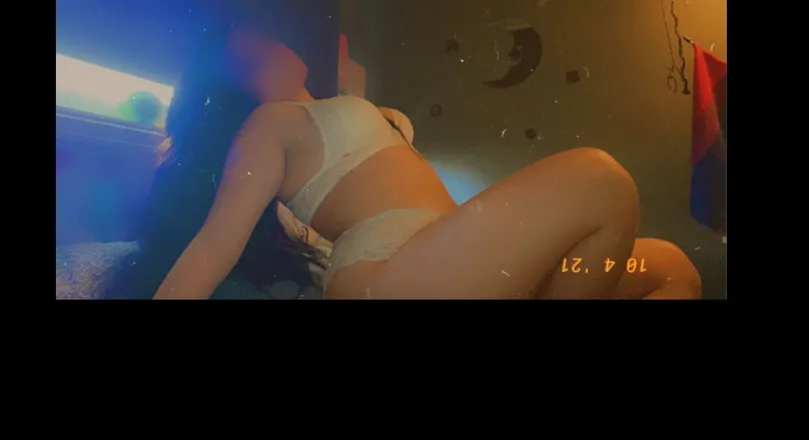 OnlyFans cuenta cleo_corazon header 2