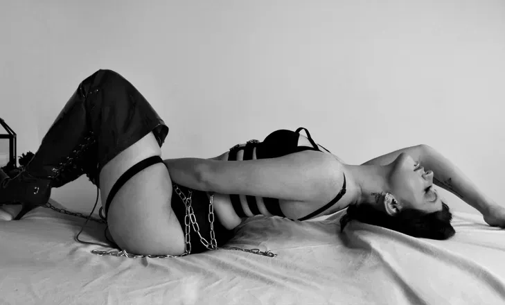 OnlyFans cuenta layla_24 header 2