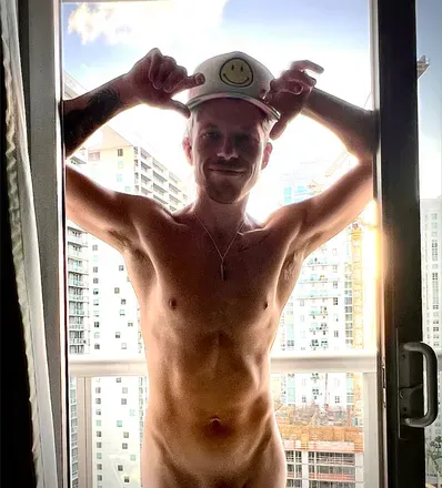 OnlyFans cuenta robbiesinns avatar 1