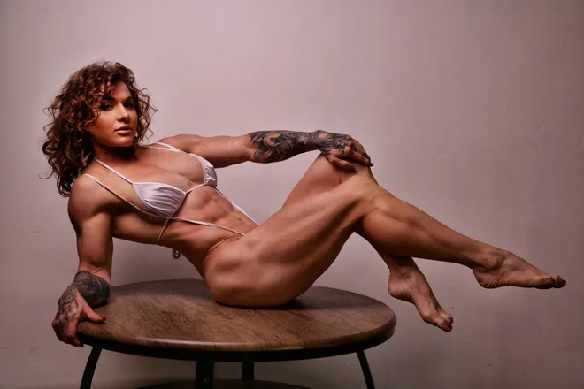 OnlyFans cuenta leekeyrouz header 2