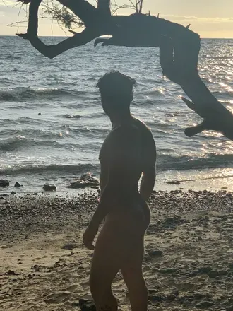 OnlyFans account  u30958079 avatar 1