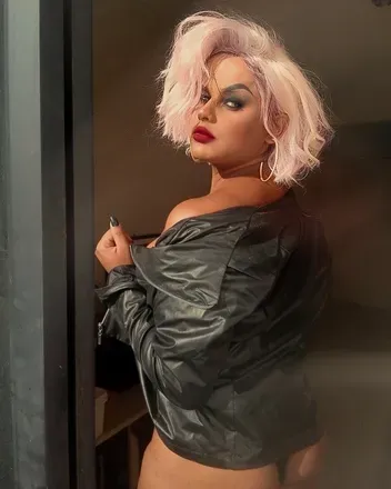 OnlyFans account  abrusada avatar 1