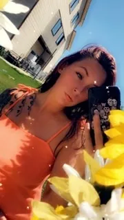 OnlyFans cuenta kyrarosewhite header 2