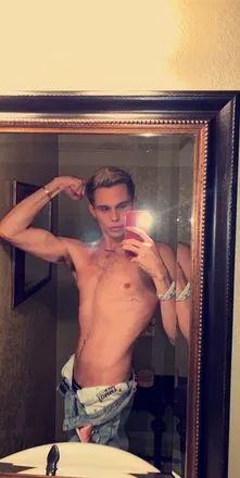 OnlyFans cuenta oalexxxx99 avatar 1
