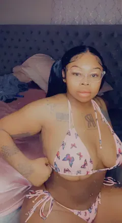 OnlyFans cuenta rosegoldroyce avatar 1