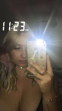OnlyFans cuenta kyralaceyy avatar 1