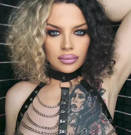 OnlyFans cuenta aliceblackuk header 2