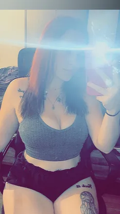 OnlyFans account  redheadbabygirl69 header 2