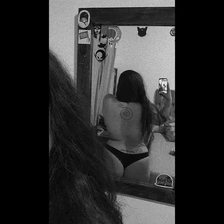 OnlyFans cuenta bruja18 avatar 1