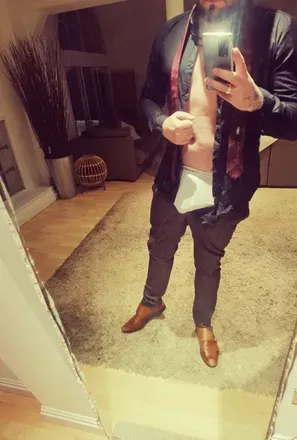 OnlyFans cuenta mrjames_grey avatar 1