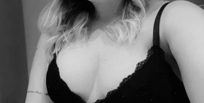 OnlyFans cuenta tinafiona95 avatar 1