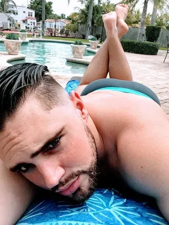 OnlyFans cuenta johnsouth7farter avatar 1