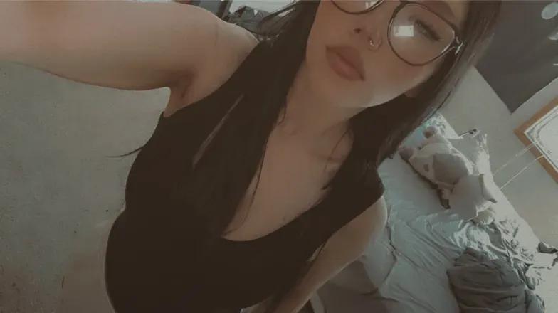 OnlyFans cuenta queenalli11 avatar 1