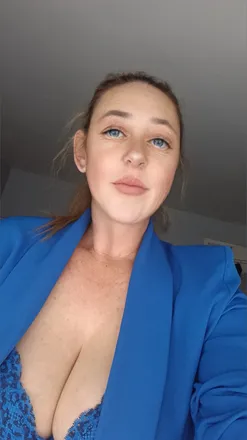 OnlyFans cuenta bettibigboobs header 2