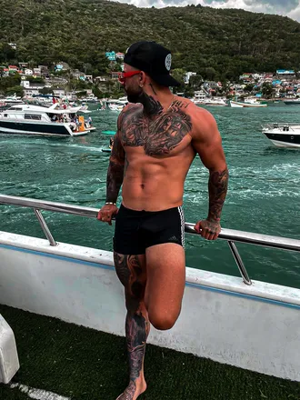 OnlyFans cuenta h.santoss header 2