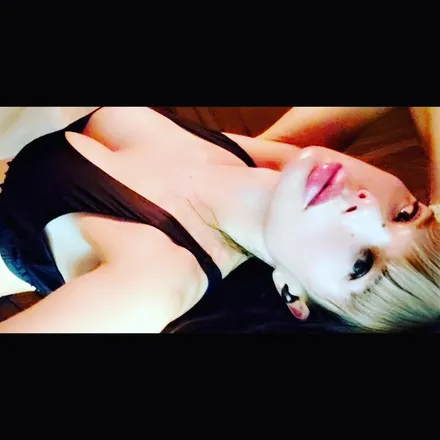 OnlyFans cuenta alinacollette header 2