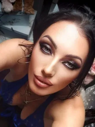 OnlyFans account  glamourgirlsonlyfans header 2