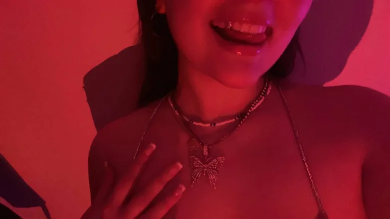 OnlyFans cuenta onlywhatucantsee header 2