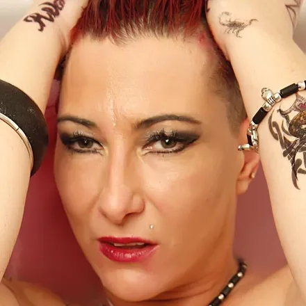 OnlyFans cuenta bella119 header 2