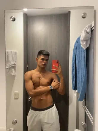 OnlyFans cuenta yefer.ct10 avatar 1