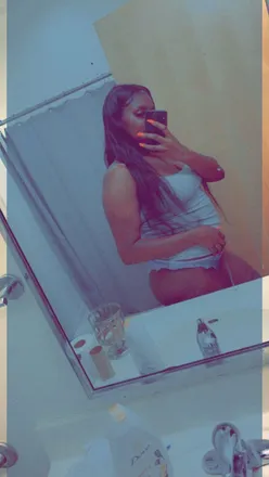 OnlyFans cuenta nayachar header 2
