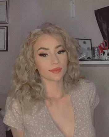 OnlyFans cuenta prettylittleanne avatar 1