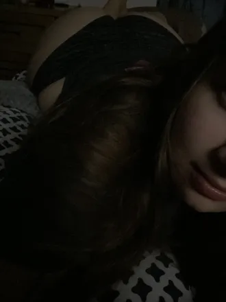 OnlyFans cuenta jewelkitty header 2