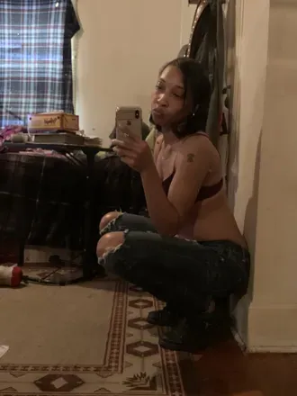 OnlyFans cuenta sexiredluv avatar 1