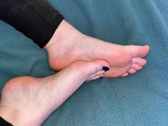 OnlyFans cuenta baileefeet437 header 2