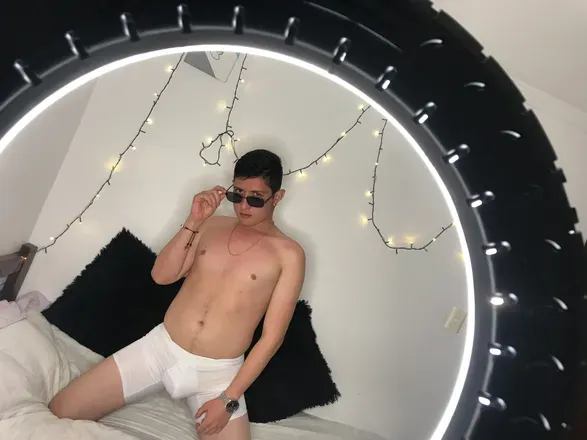 OnlyFans cuenta lealoficial avatar 1